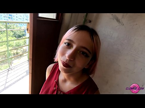 ❤️ Ikasle sentsuak arrotz bat zurrupatzen du kanpoaldean - Cum On His Face ❤️❌ Pornografia besterik ez %eu.hentai-for.ruan ﹏